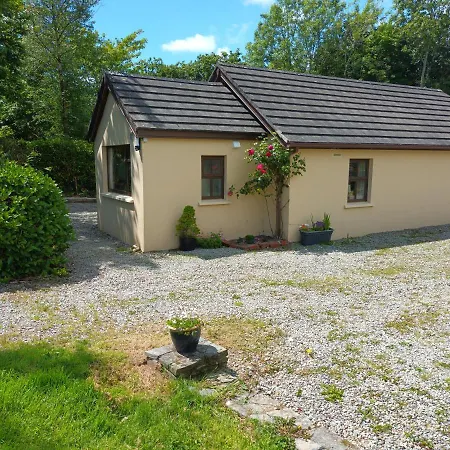 Holiday home Sea View 1-bed With Private Garden Skibbereen