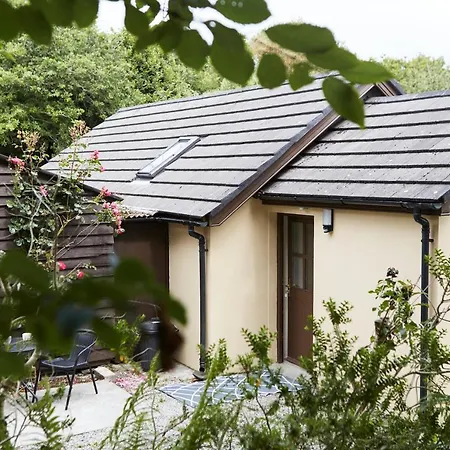 Feriehus Sea View 1-bed Sleeps 2 W Private Garden *