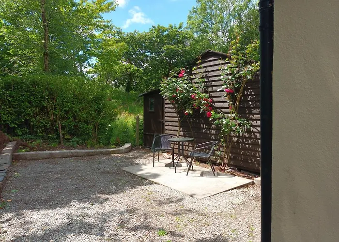 Sea View 1-bed Sleeps 2 W Private Garden * Skibbereen