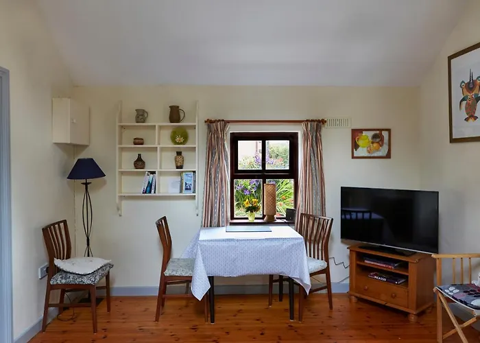 Sea View 1-bed Sleeps 2 W Private Garden Casa vacanze Skibbereen
